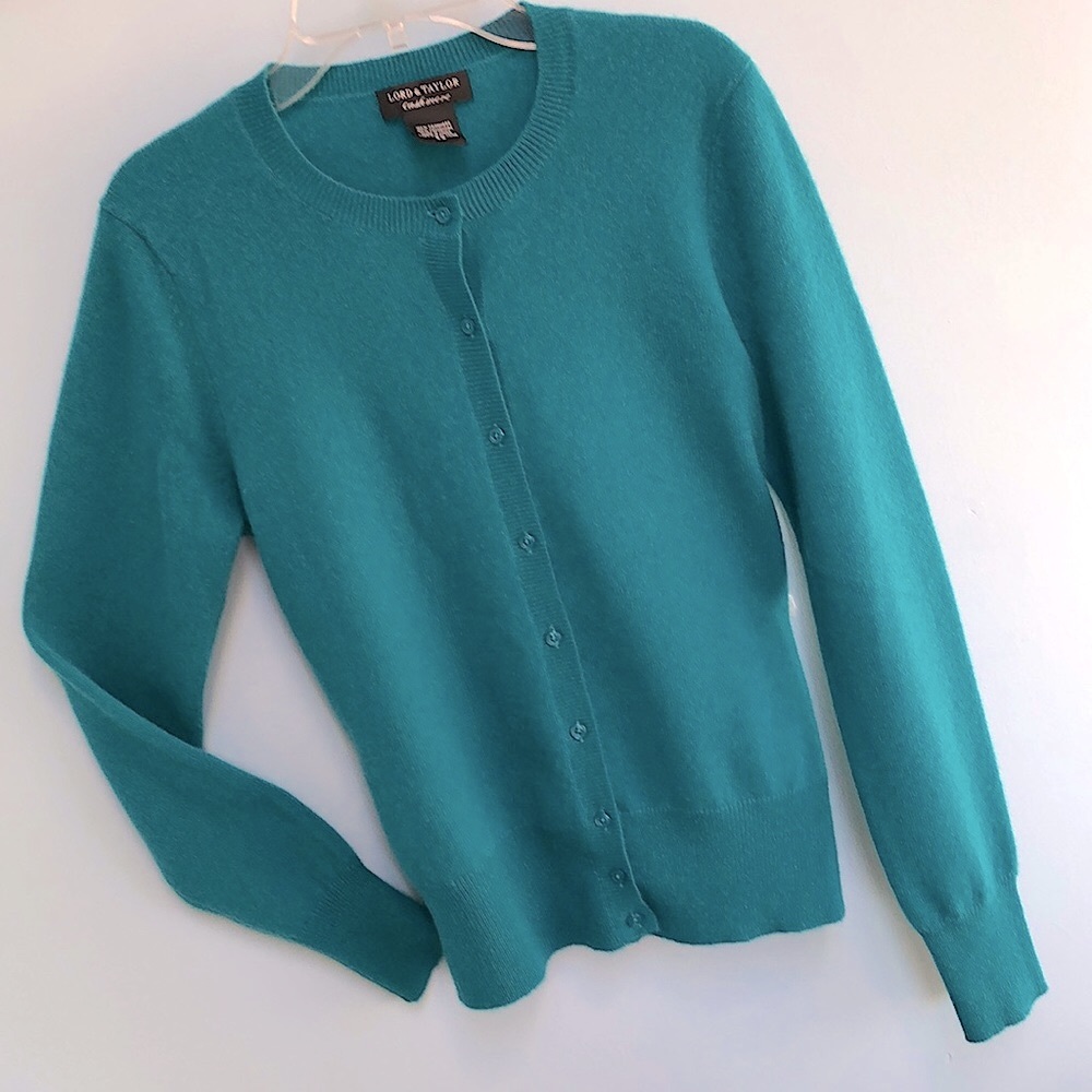 Lord and Taylor teal 100% cashmere sweater